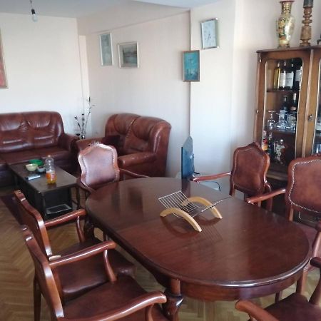 Centar Apartments Skopje Luaran gambar