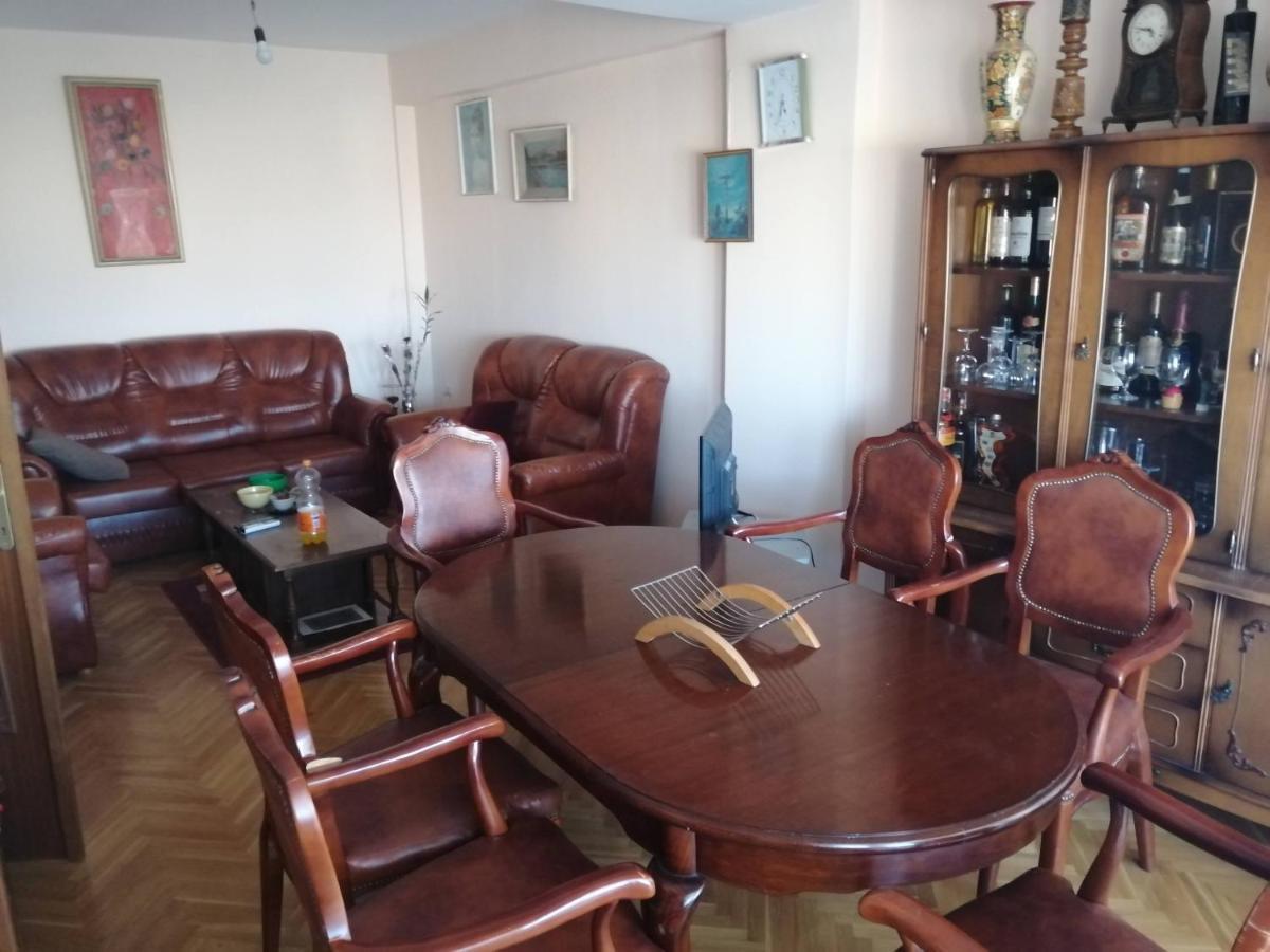 Centar Apartments Skopje Luaran gambar