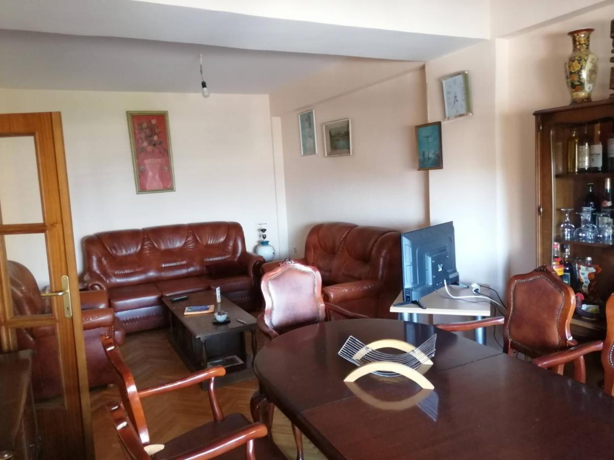 Centar Apartments Skopje Luaran gambar