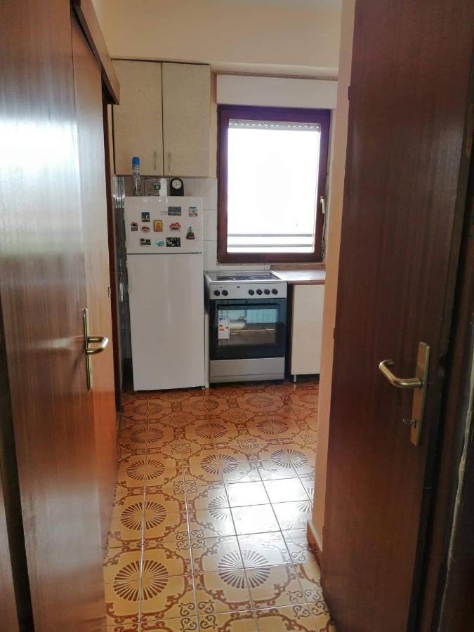 Centar Apartments Skopje Luaran gambar